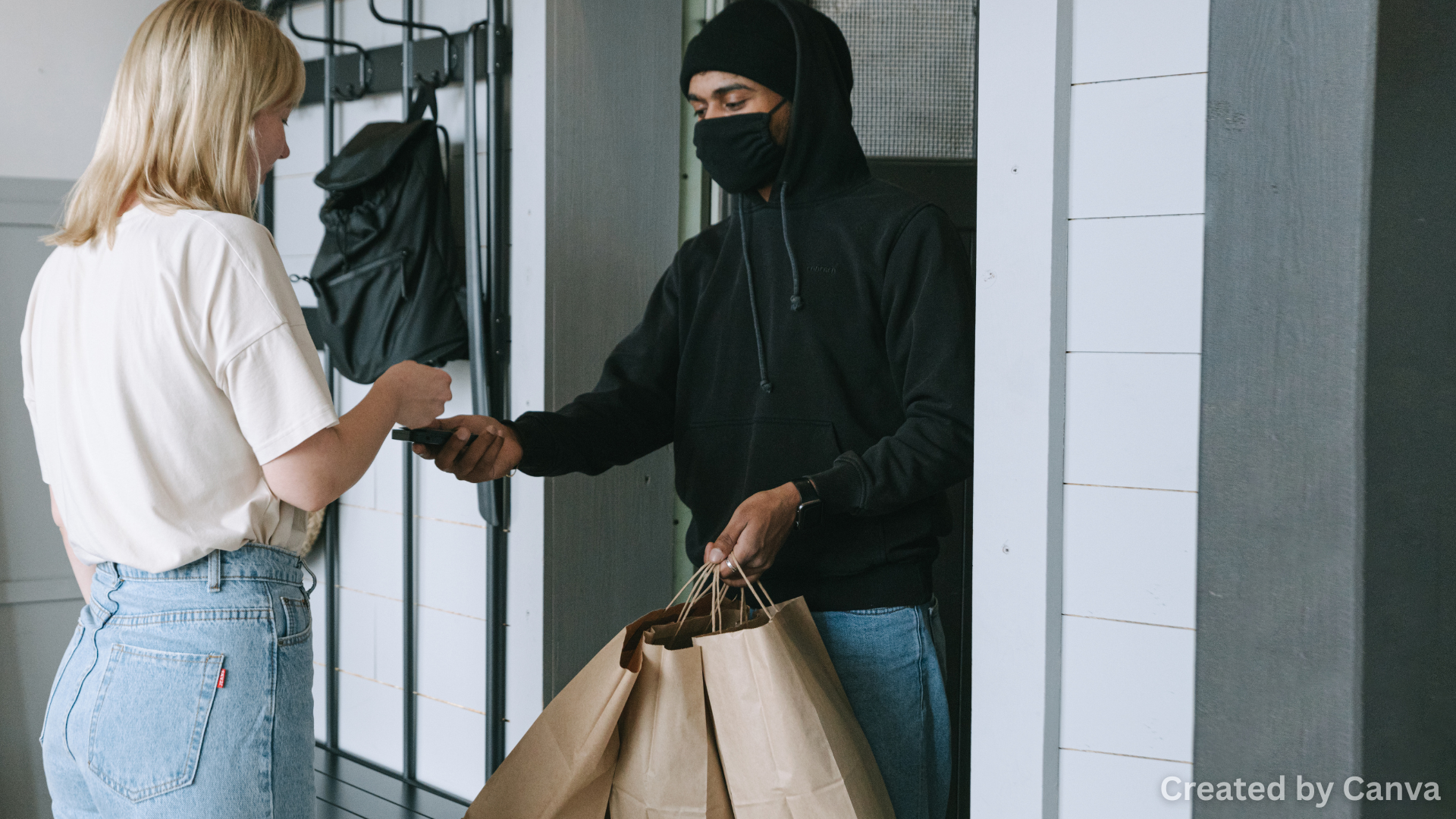 How to Spot Suspicious Packages or Items in Pennsylvania