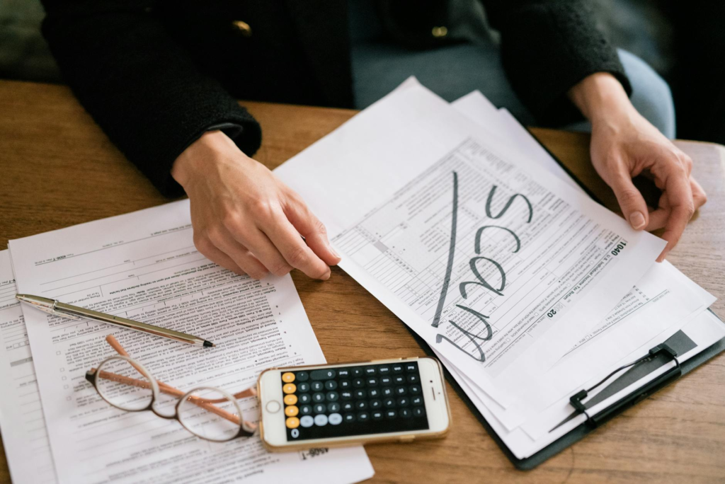 A checklist of red flags to identify charity scams. — seasonal charity scams Pennsylvania