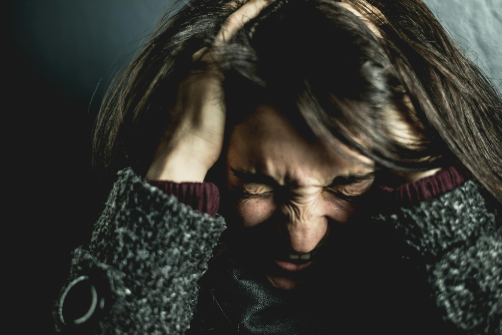 A visual representation of emotional stress faced by witnesses, highlighting challenges for witnesses Pennsylvania.
