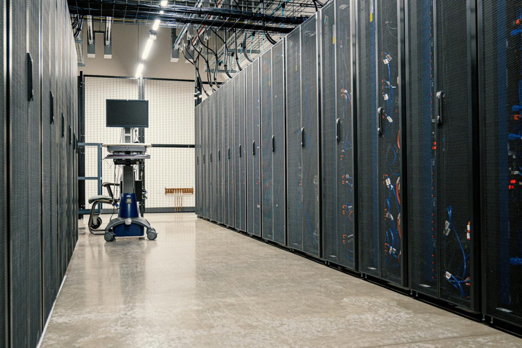 An image of a secure server room with advanced security measures using data protection technologies Pennsylvania
