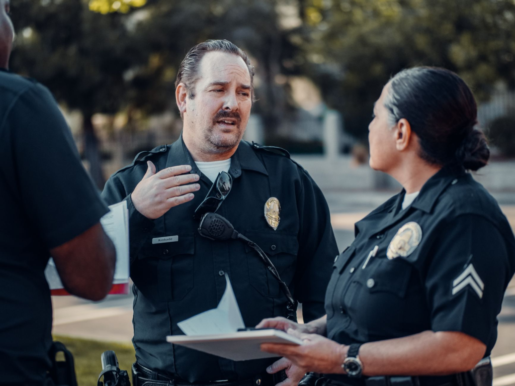 A visual of law enforcement officers receiving an anonymous tip — anonymous tips Pennsylvania